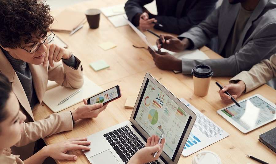 استفاده از نرم‌ افزار در پیشگیری از تأخیر پروژه